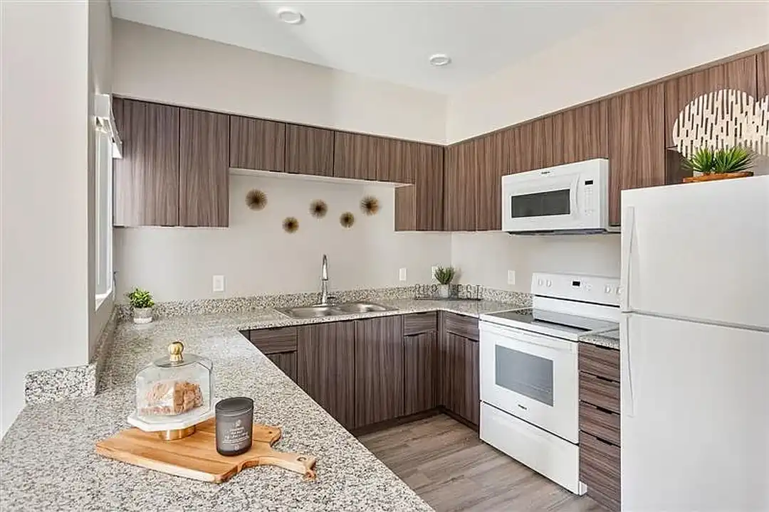 Avari Modern Apartments - More