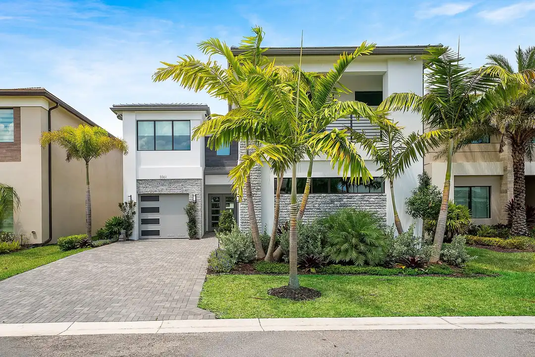 8561 Crystal Downs Ave - View 2