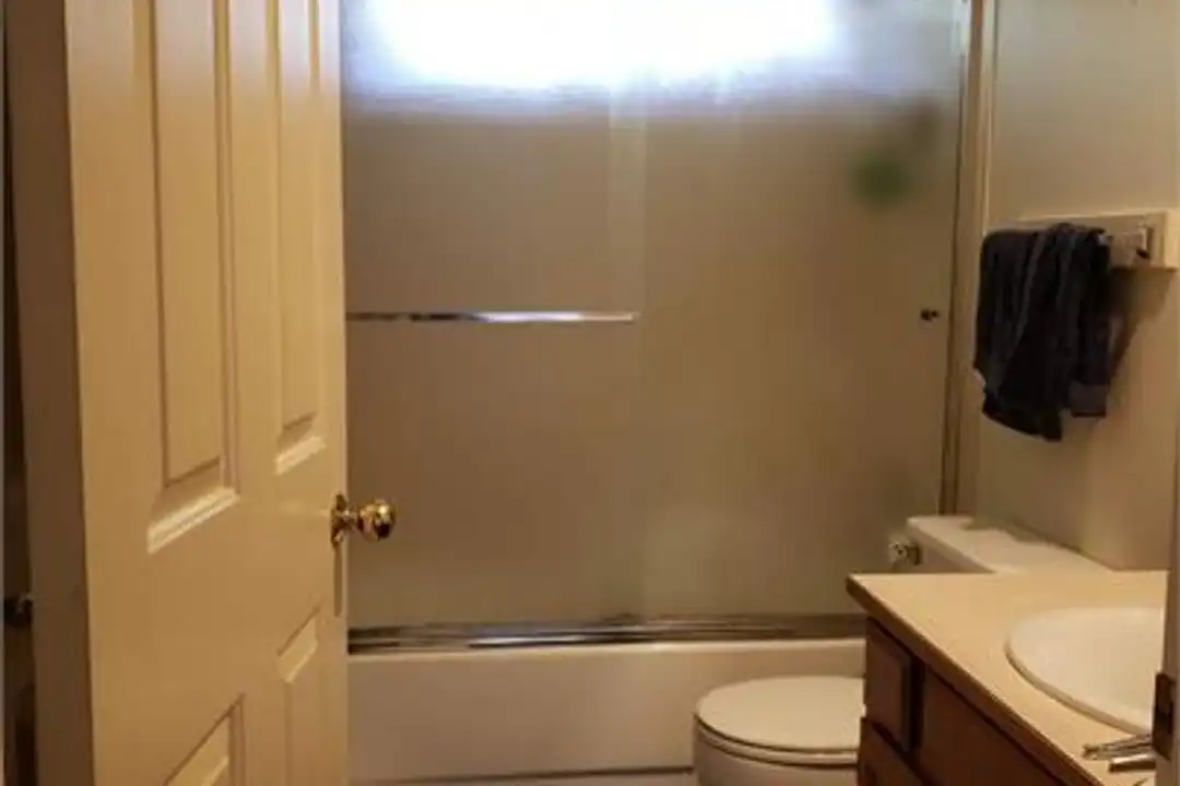 2114 Michigan St unit 2116 - More