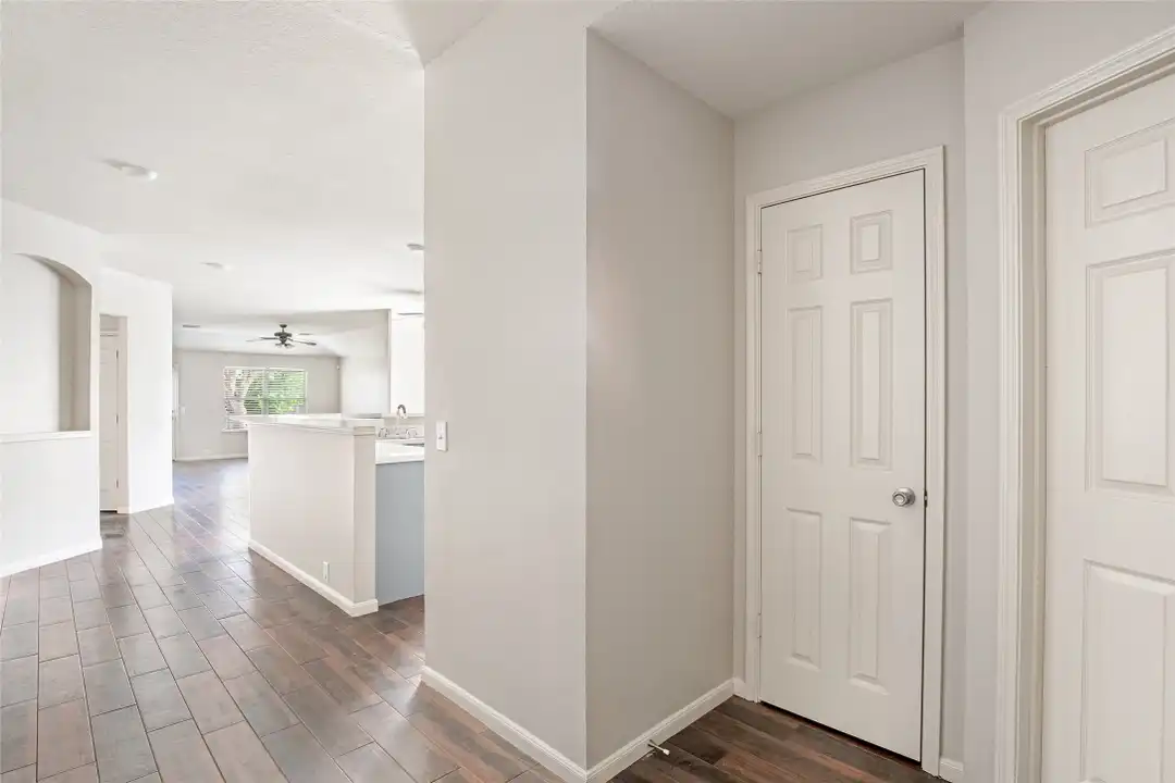 2822 Foster Hill Dr - View 4