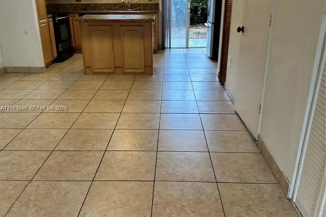 551 NW 82nd Ave #502 - More