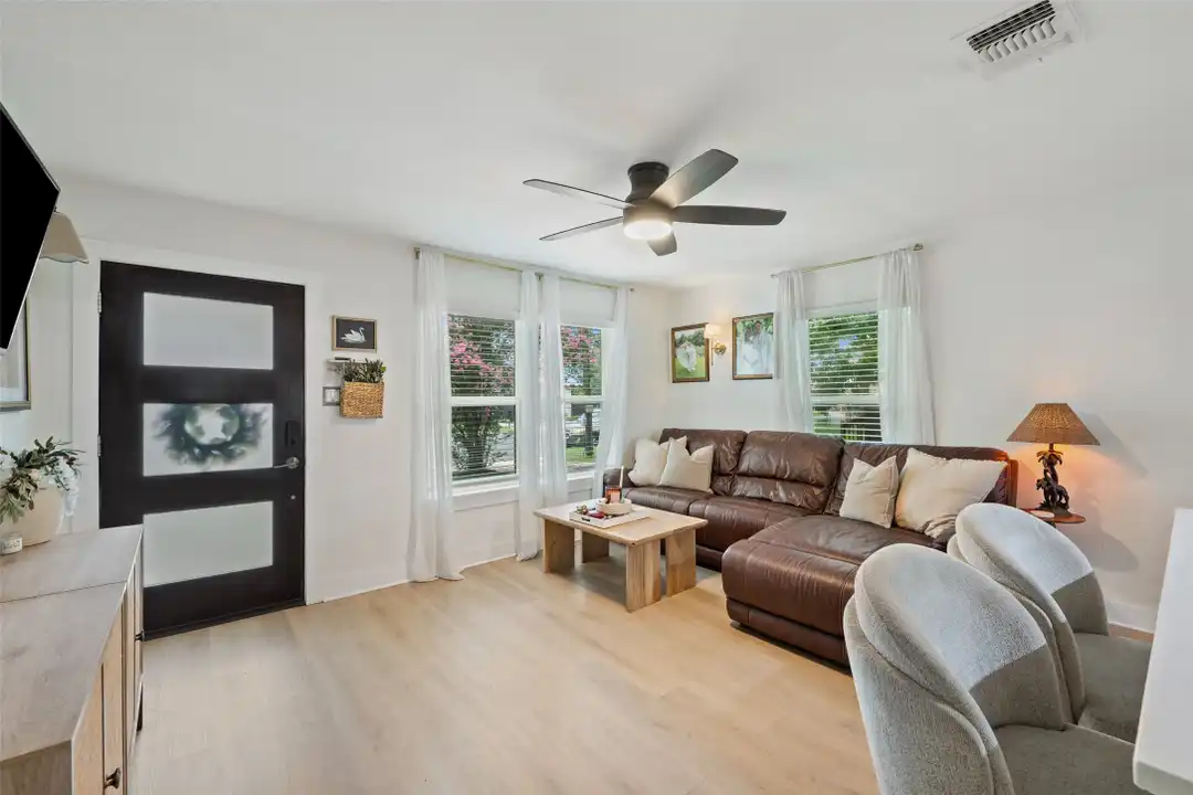 1103 Brass St unit A - View 4