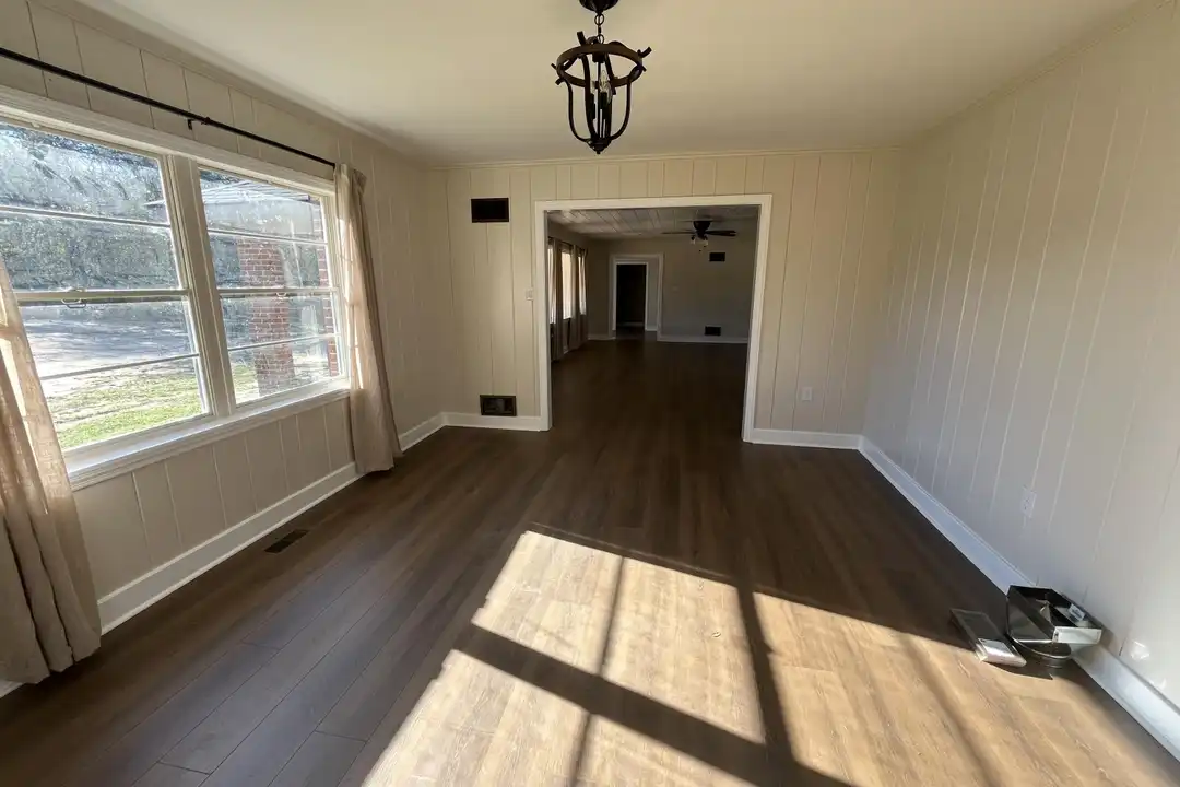 2110 Broome Rd - View 2