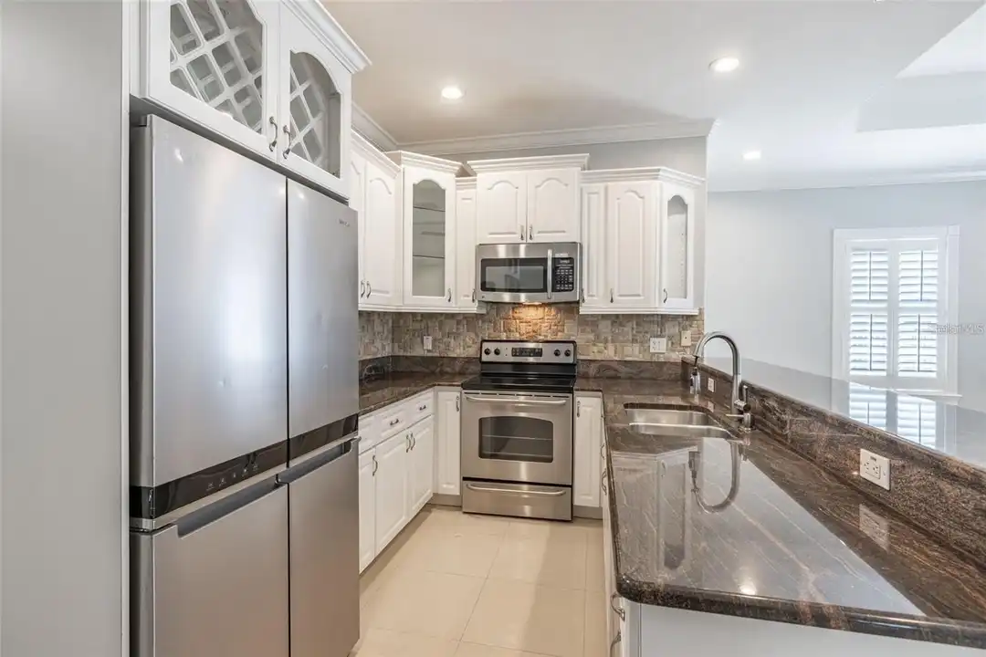 2323 W Cherry St – pohled 4