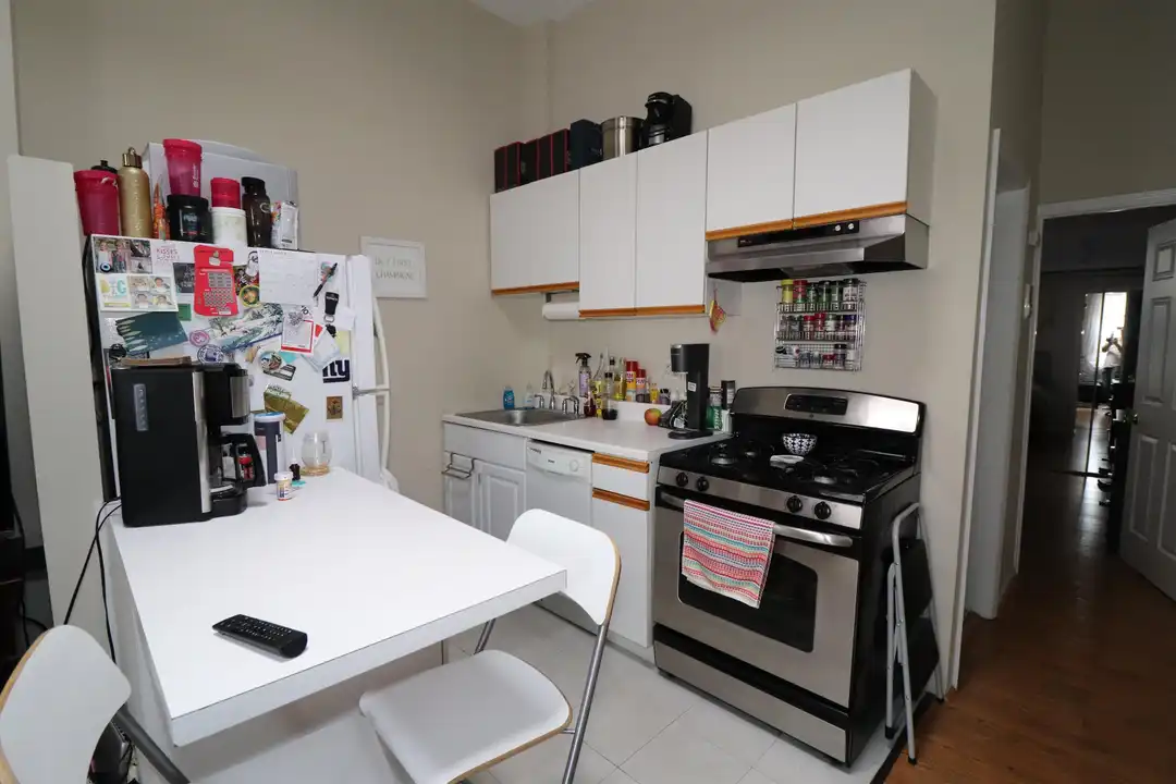 308 8th St #2 - View 2