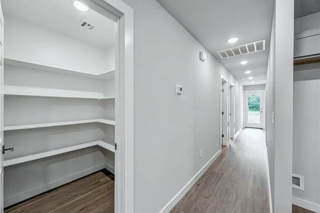 6311 NW Kathleen St - View 5