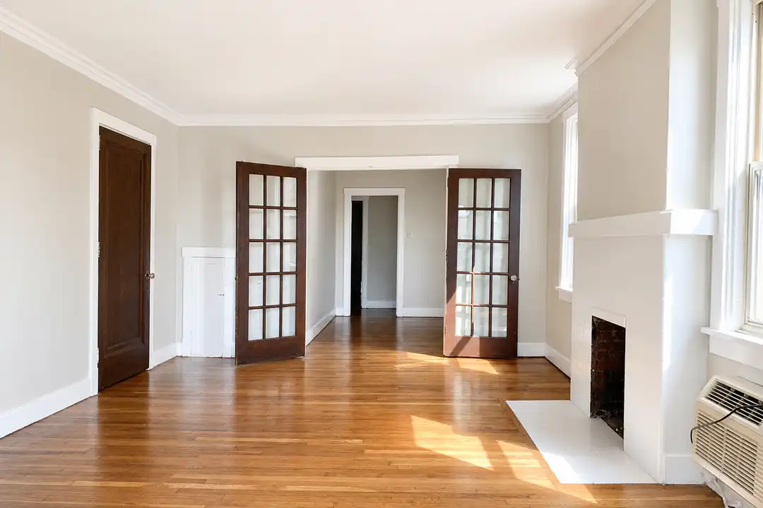 5625 Hobart St unit A-32 – photo 1