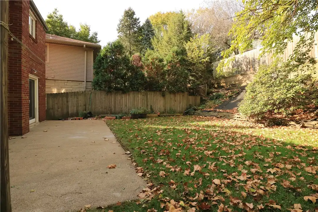 2570 Mt Royal Rd - View 5