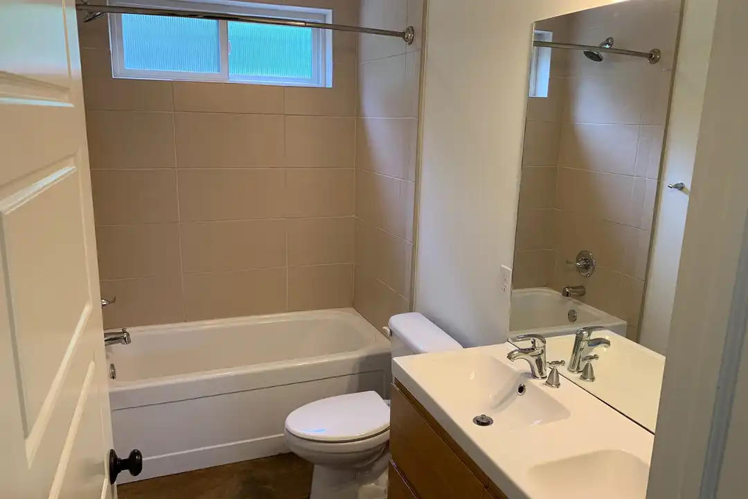 420 S Church Ave - View 6