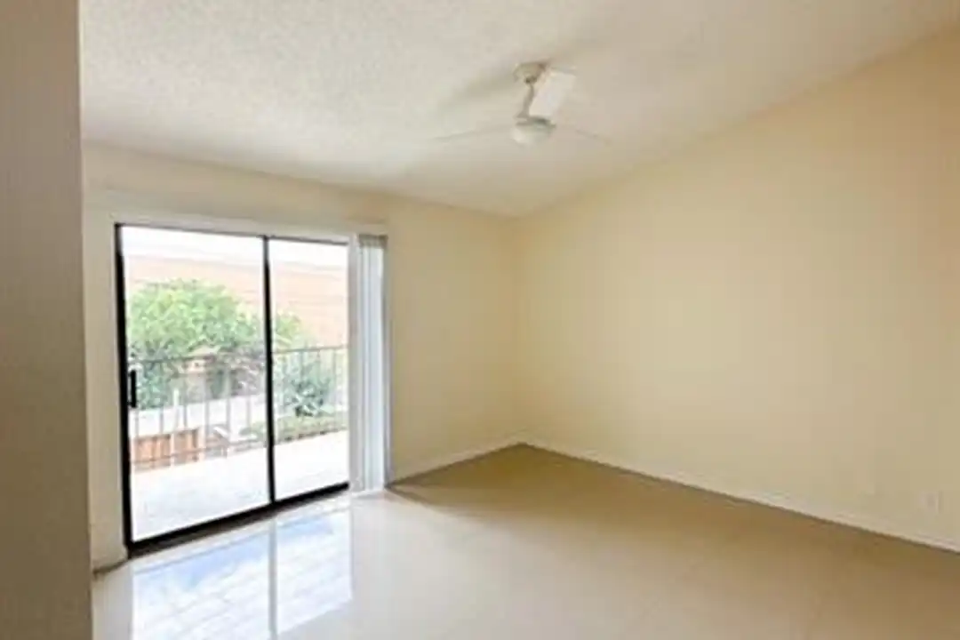 4748 Old Bent Tree Ln unit 2006 - View 2