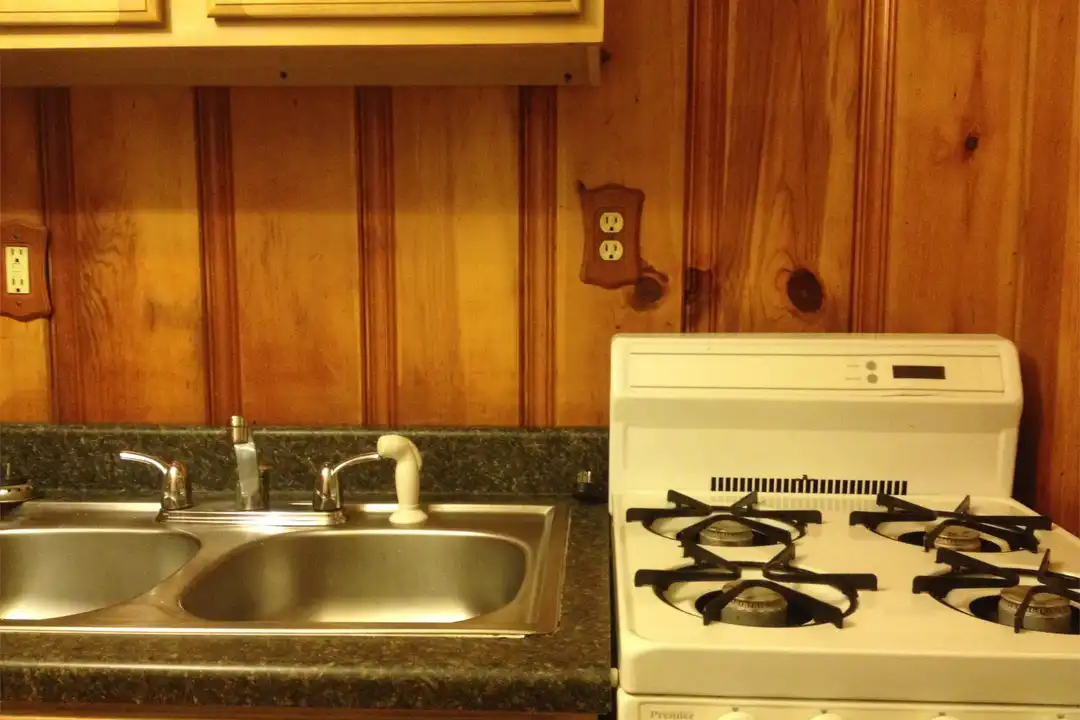 118 Franklin Ave unit B – photo 1