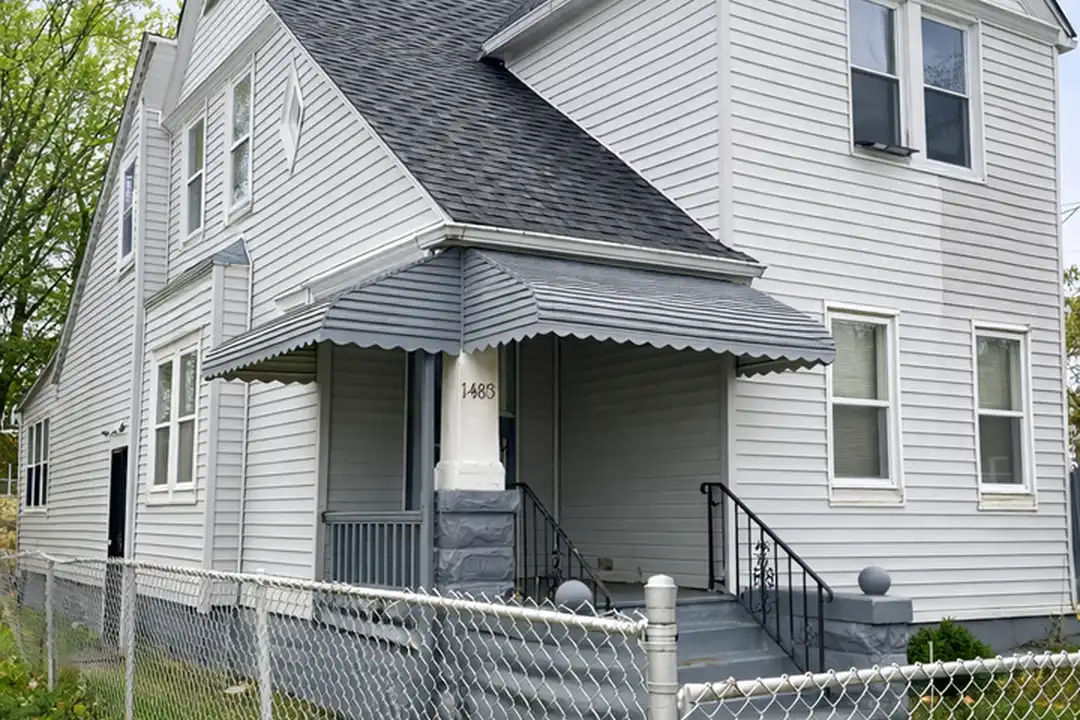 1483 E 120th St unit Up – photo 1