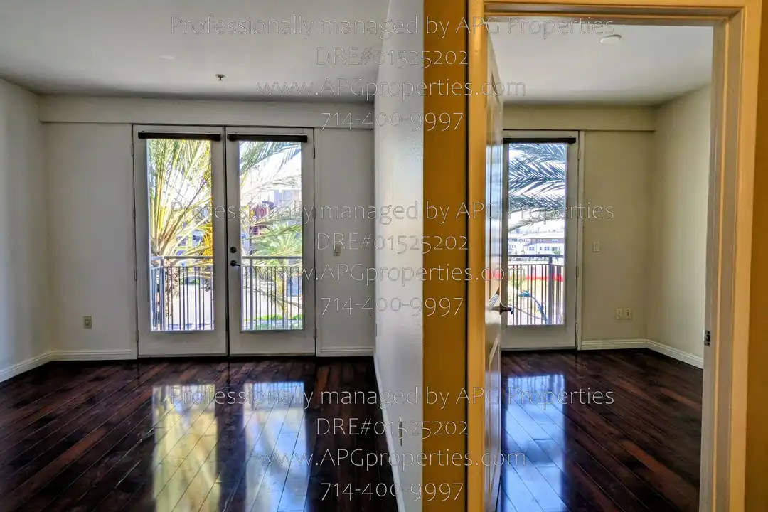 Apartment in Anaheim - View 3