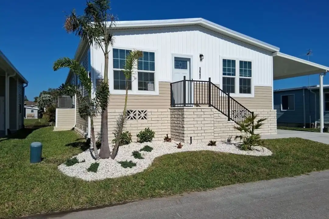 5647 Blue Harbor Dr #0335 – photo 1