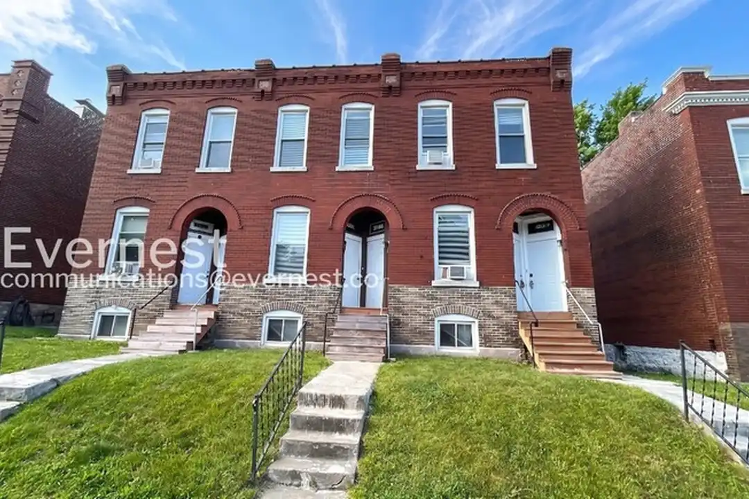 3722A Fairview Ave – photo 1