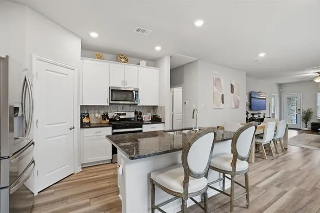 5005 Emerald Hl Dr - View 4