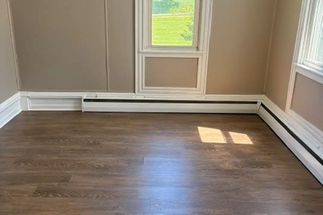1520 Windsor Castle Rd - View 3