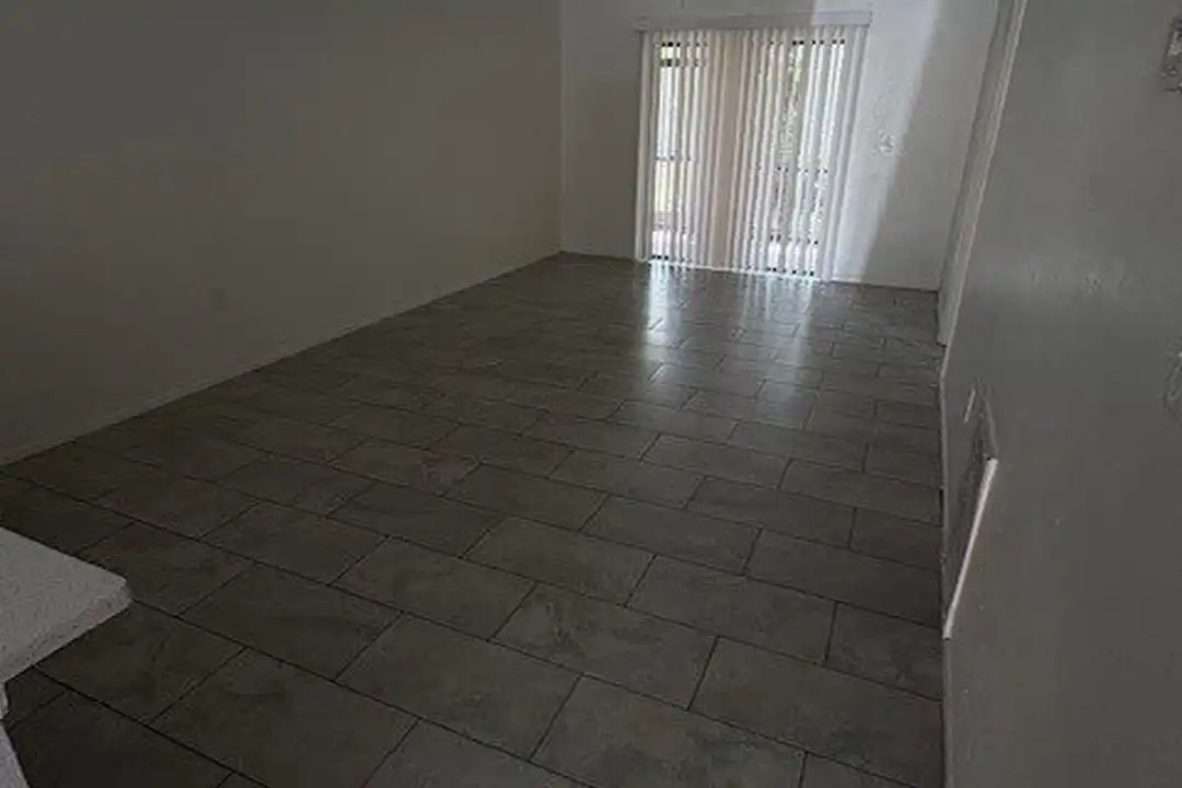 2700 Park Windsor Dr #707 - View 4