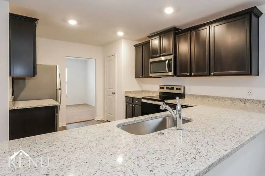 341 Sunnymeade Ln - View 5