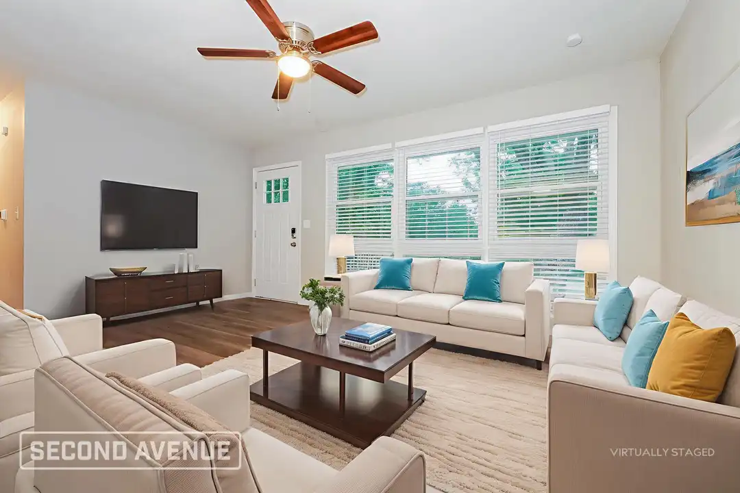 401 Lacy Ln - View 2