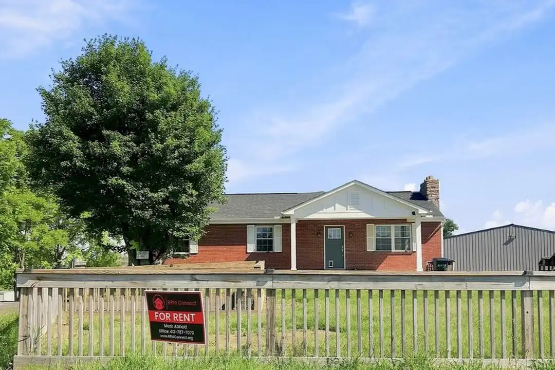 7906 Steubenville Pike unit Upper Unit – photo 1