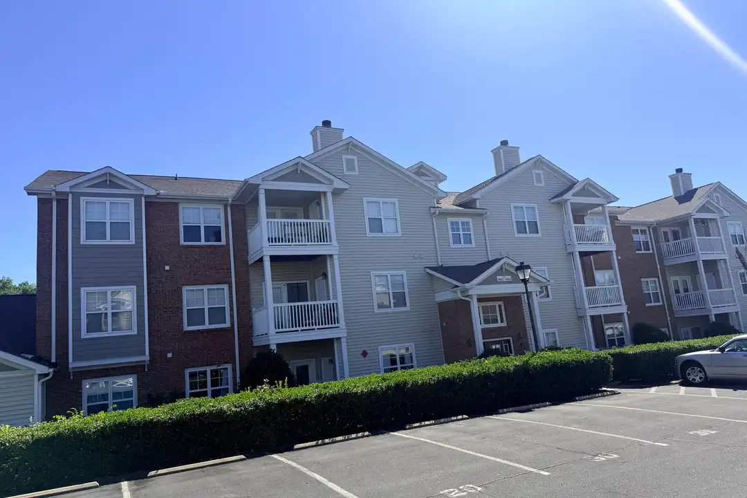 10680 Hill Point Ct - More