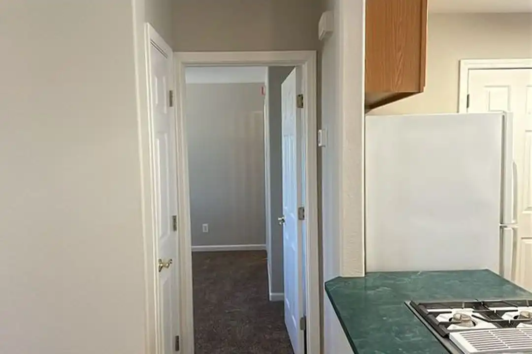2120 Country Club Dr unit 2120 - More