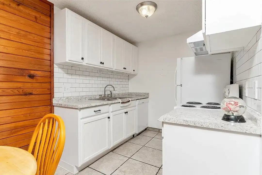 10211 Ura Ln unit 2-304 - View 2
