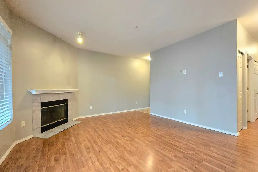 18930 Bothell Everett Hwy unit V101 - View 4
