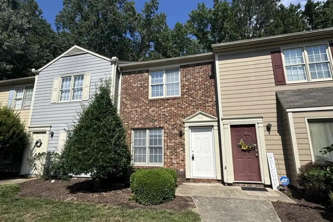 Apartment in Raleigh, Heatherbrook Townhomes, Wilders Grove - View 2