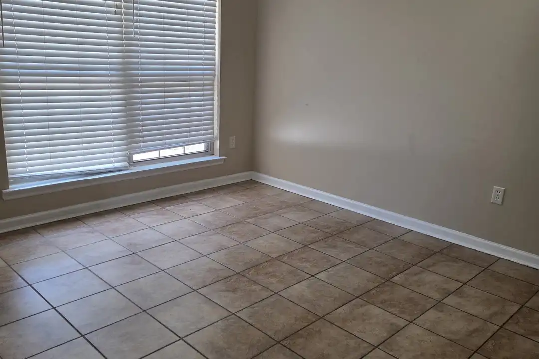 119 Wayfair Ln - View 5
