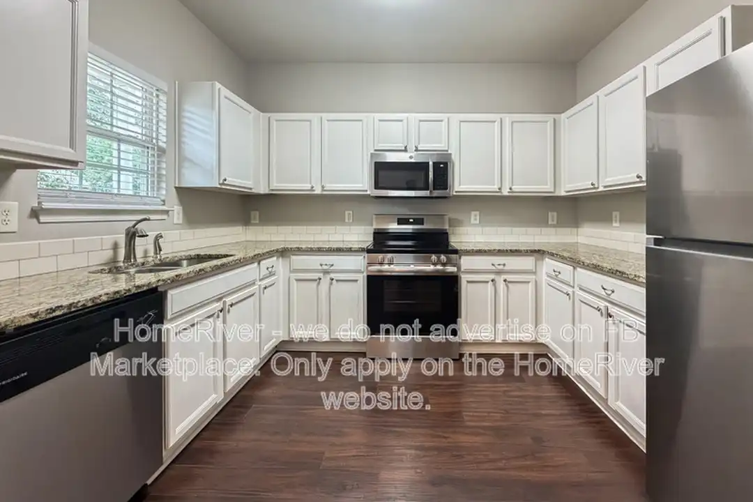 5018 Rainmaker Dr - View 4