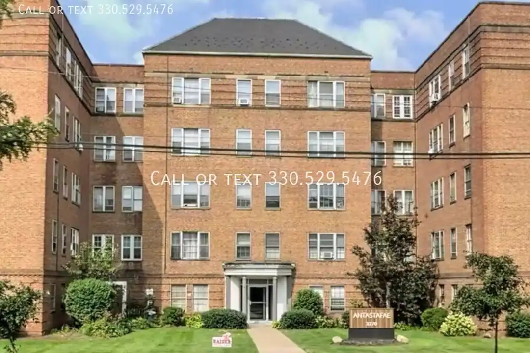 3270 Warrensville Center Rd – photo 1