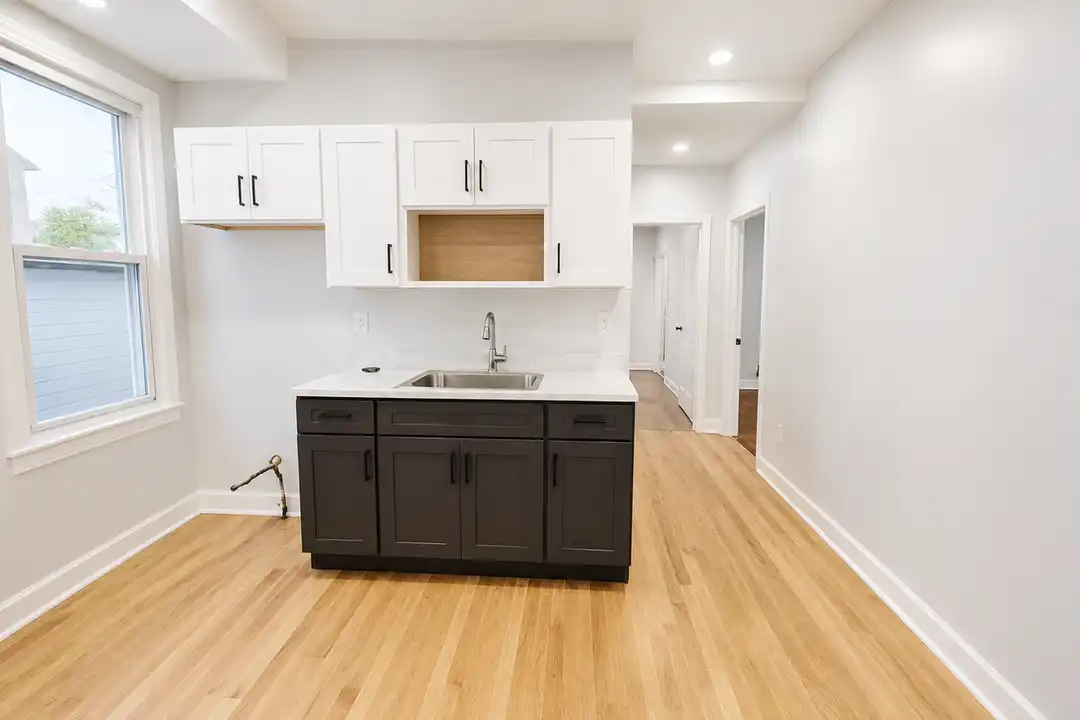 10 Rodwell Ave unit 1d – photo 1