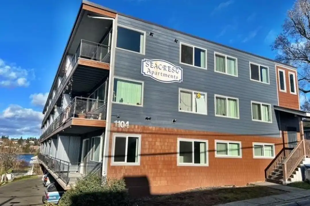 1104 Pacific Ave - View 3