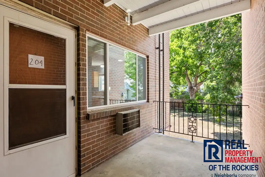 301 Peterson St unit 204 - View 3