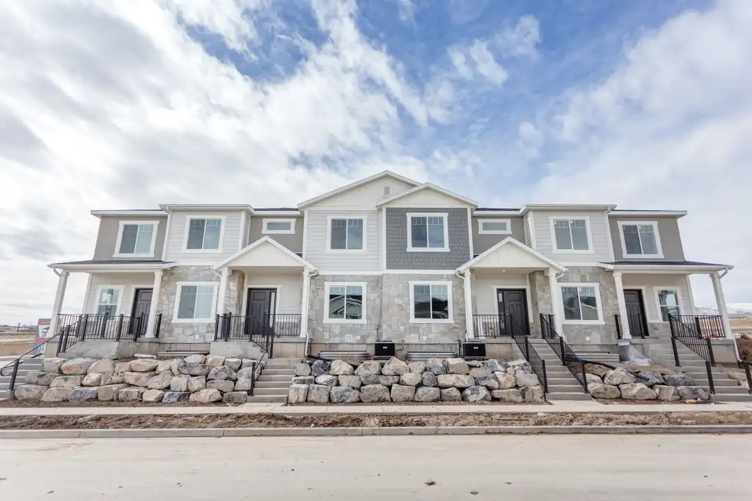 4403 W Glendon Dr – photo 1 of 30