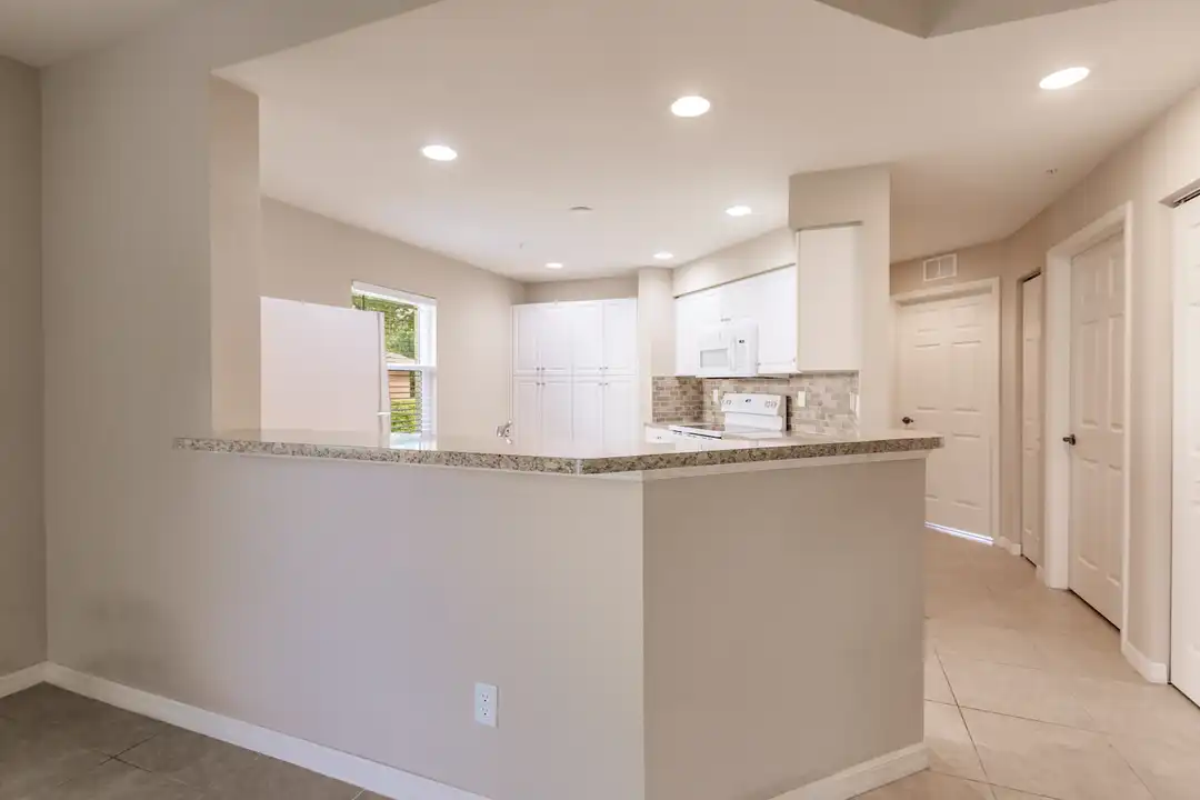 27490 Palmesta Circle unit 37 - View 2