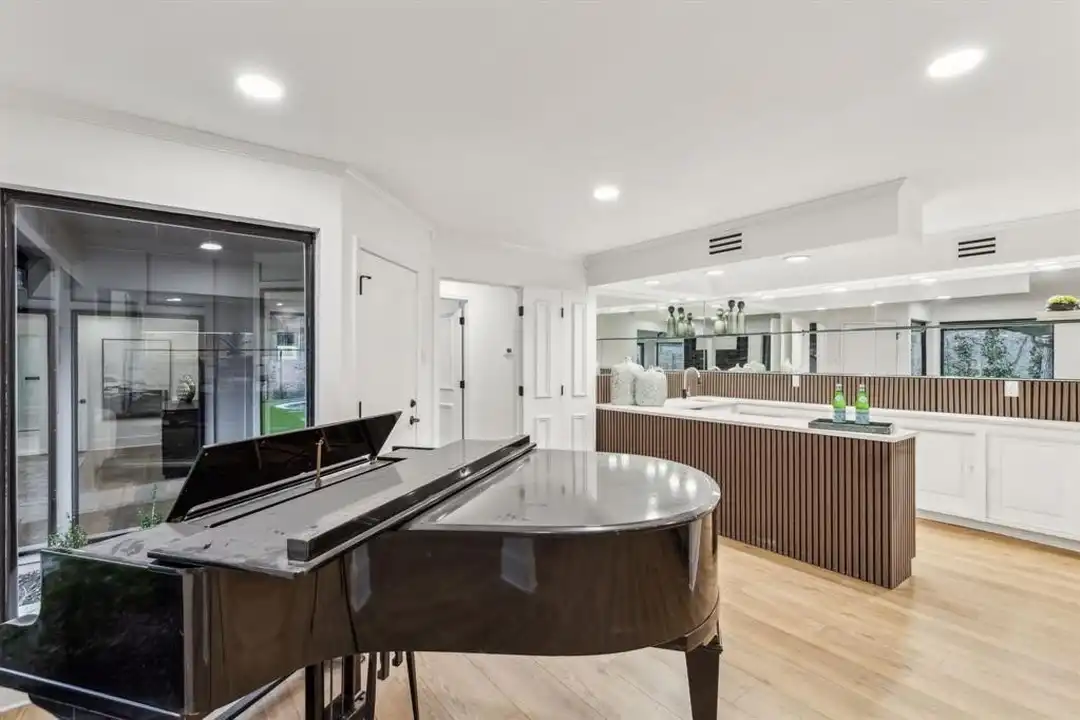 House in Dallas - View 4