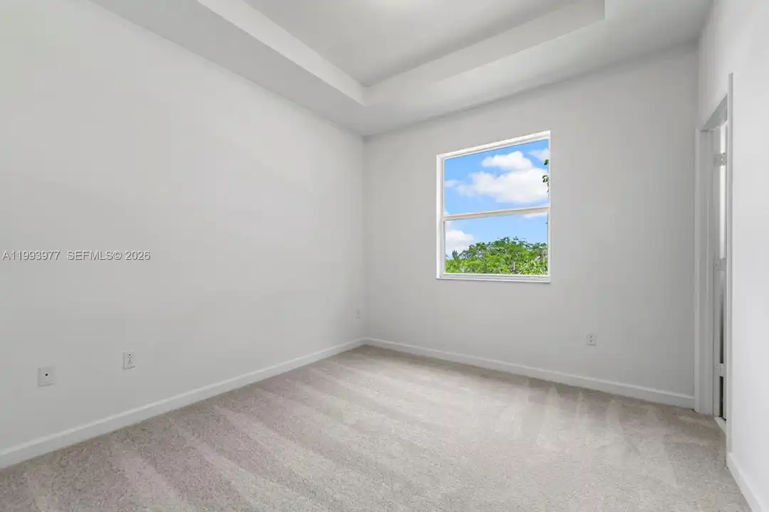 1533 SE 27th Rd - View 6