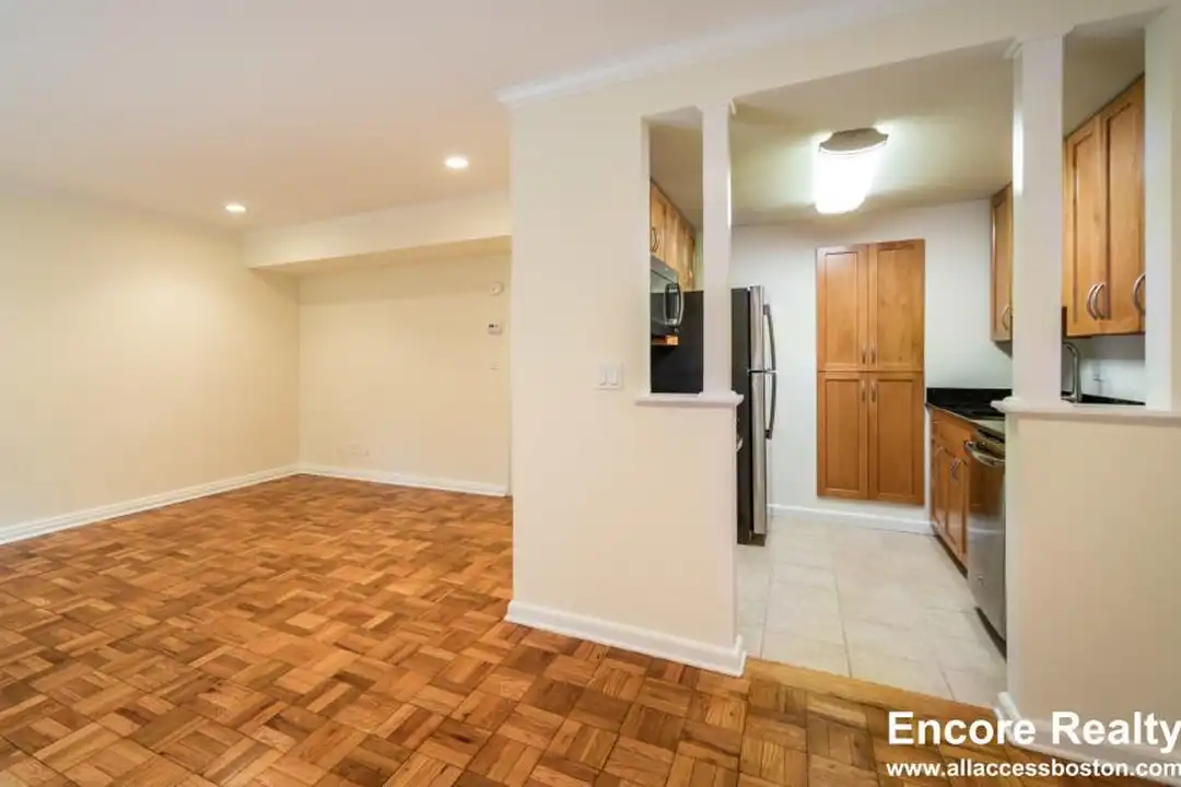 8 Sherman Rd - View 4