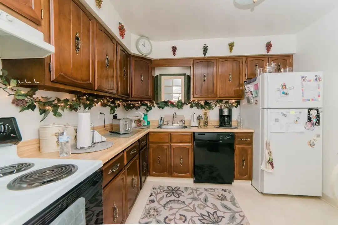 114 Book Ave unit Unit 401 - More