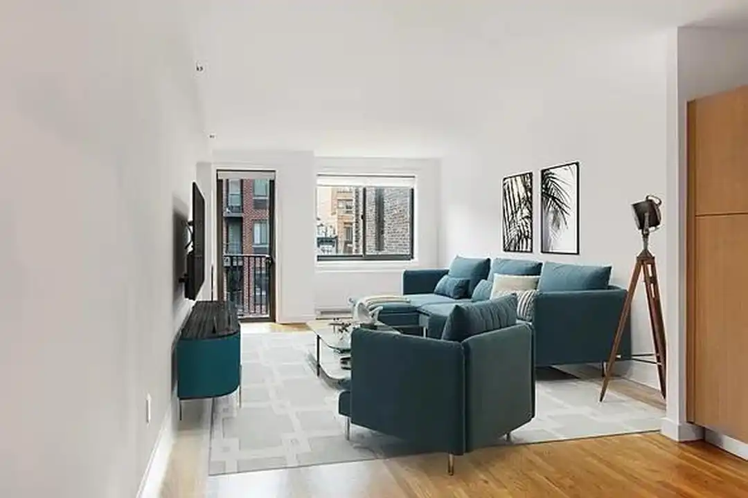 101 W 15th St unit 328 – pohled 2