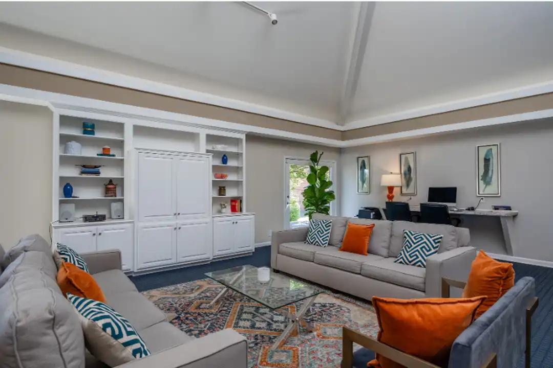 418 Watts Cir - Mynd 2