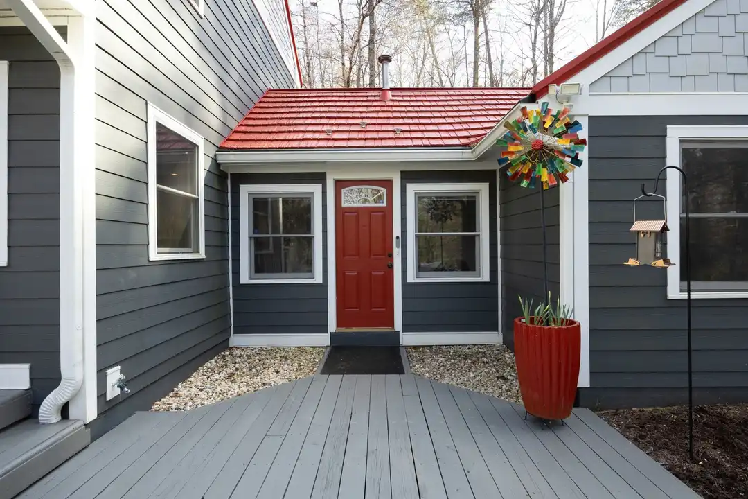 506 Bayberry Dr - More