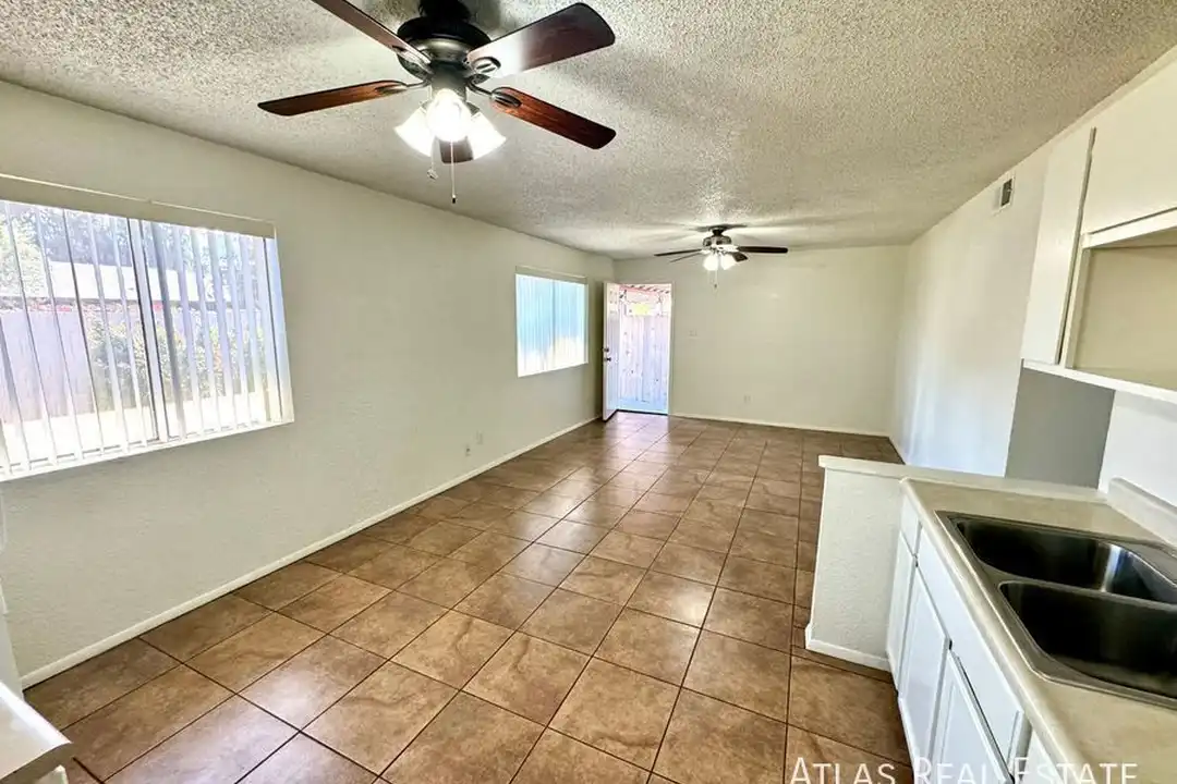 1861 E University Dr - View 4