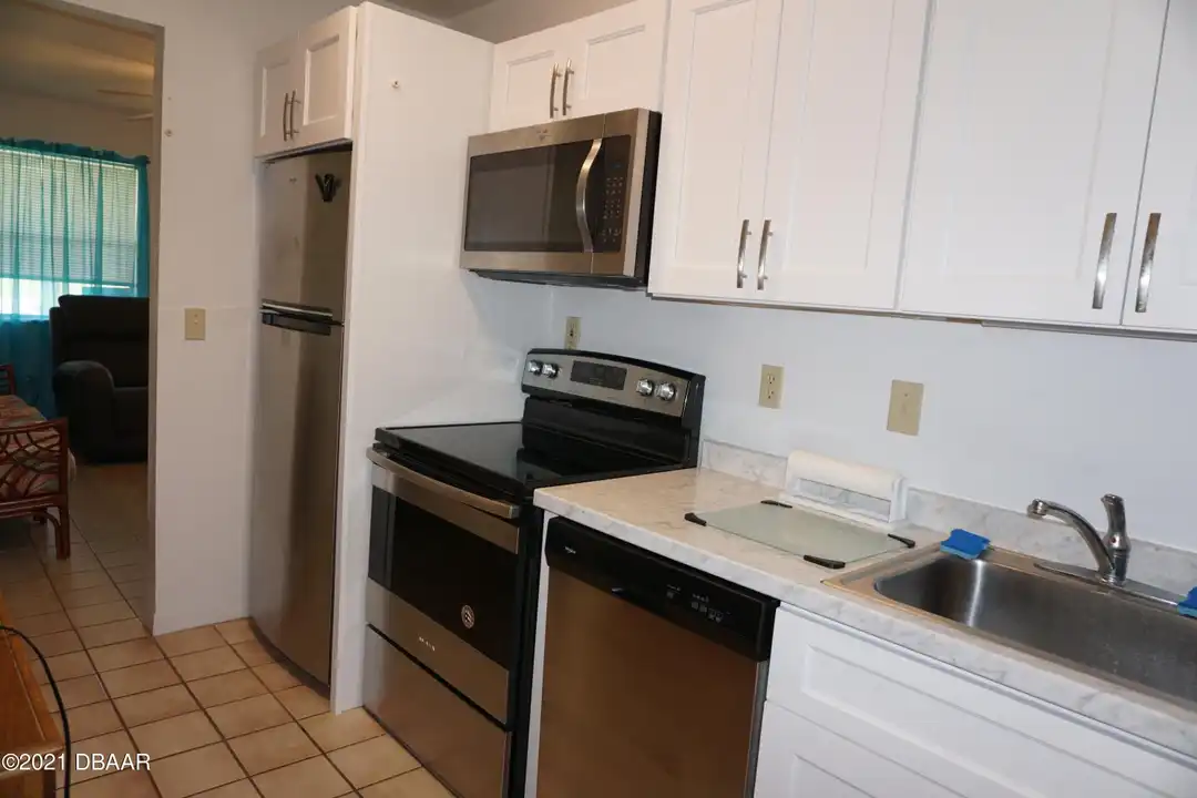16 Oriole Cir #A - More