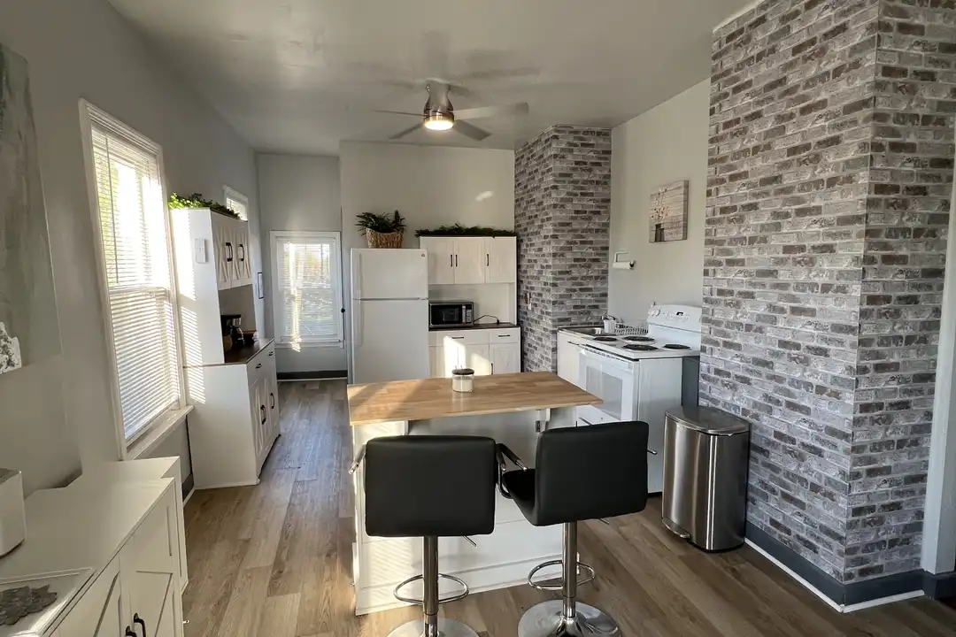 6077 Linwood St unit 6077 - View 6