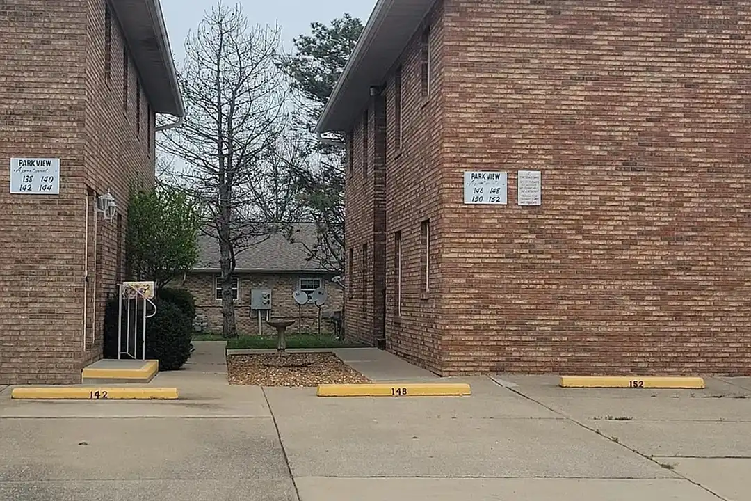 320 E 1st St unit 4 – photo 1 of 21