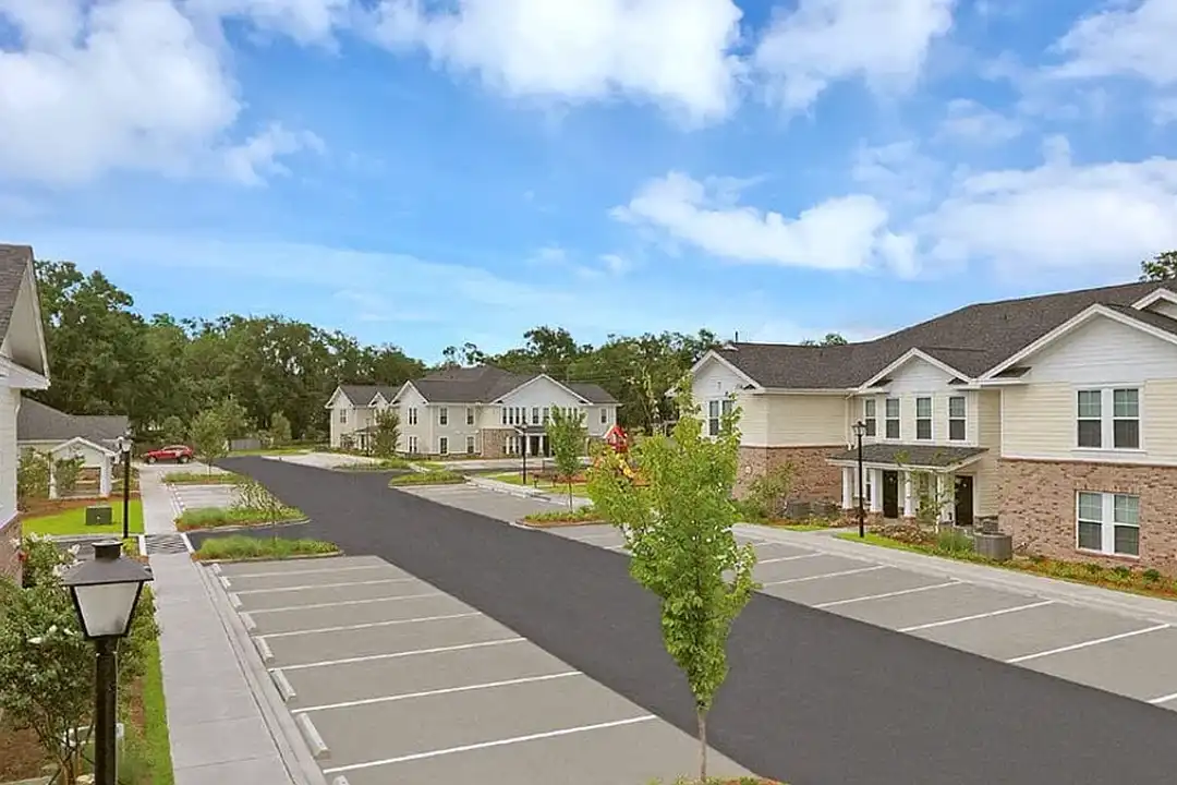 Marsh Pointe – photo 1 of 10